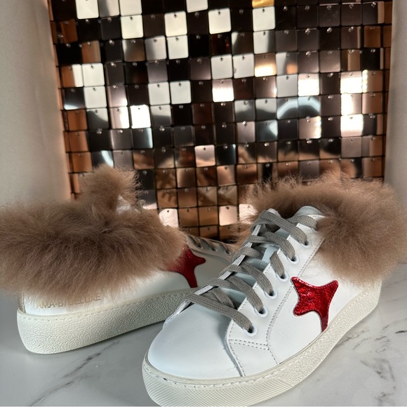 AMA ‘SLAM’ Made In Italy White With Red Star & Brown Fur Trim Size 37 NIB - Picture 3 of 15